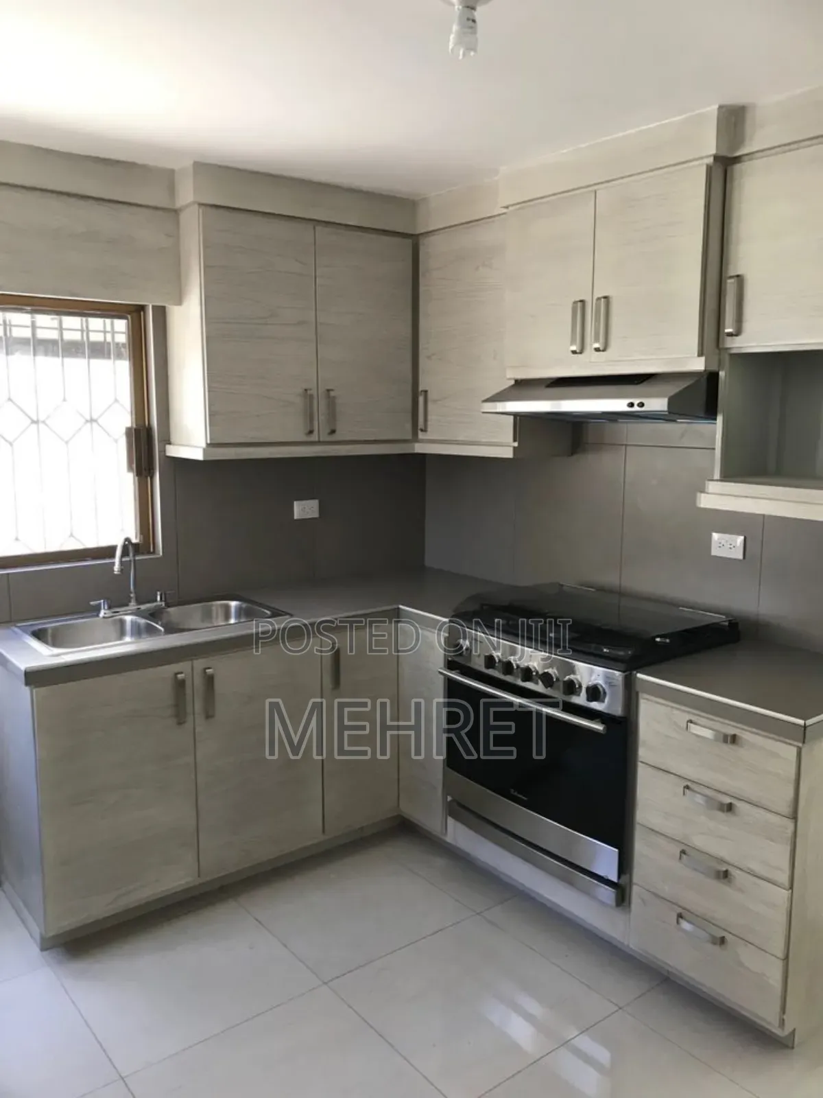 3bdrm Apartment in Arada for sale
