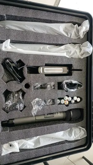 Borl Pro 4-Channel Wireless Microphone System