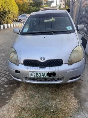 Toyota Vitz 1.0 FWD 5dr 2004 Silver