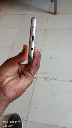 Samsung Galaxy S7 edge 32 GB Black