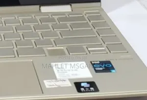 New Laptop HP Envy X360 8GB Intel Core I5 SSD 512GB