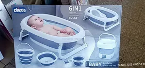 Photo - Baby Foldable Bath Tube Set(6in 1)