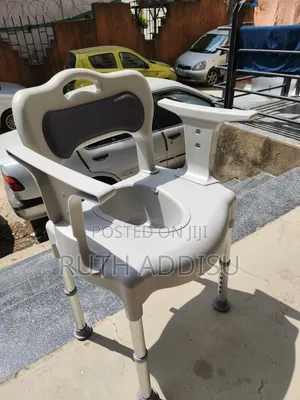 Photo - Toilet Chair考驗commode Chair軟麗commode Chair丸及commode Chair癲咗commode Cha