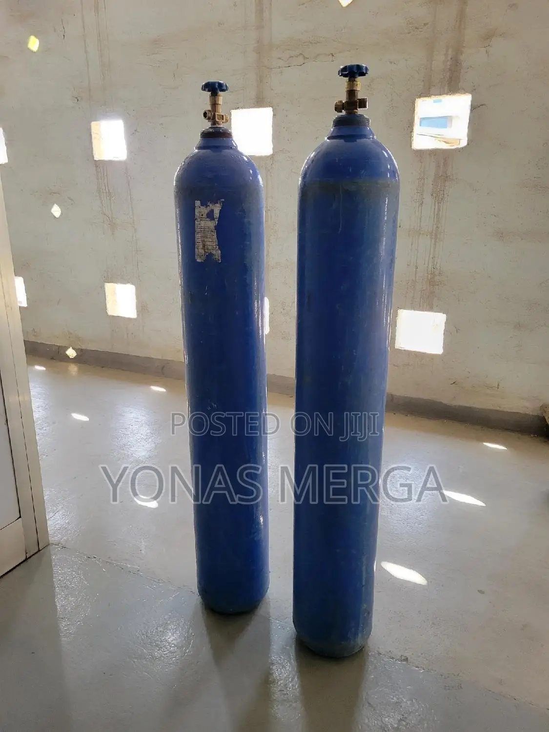 Purity 99.9% Oxygen Cylinder篎習40litre Oxygen Cylinder With Regulator