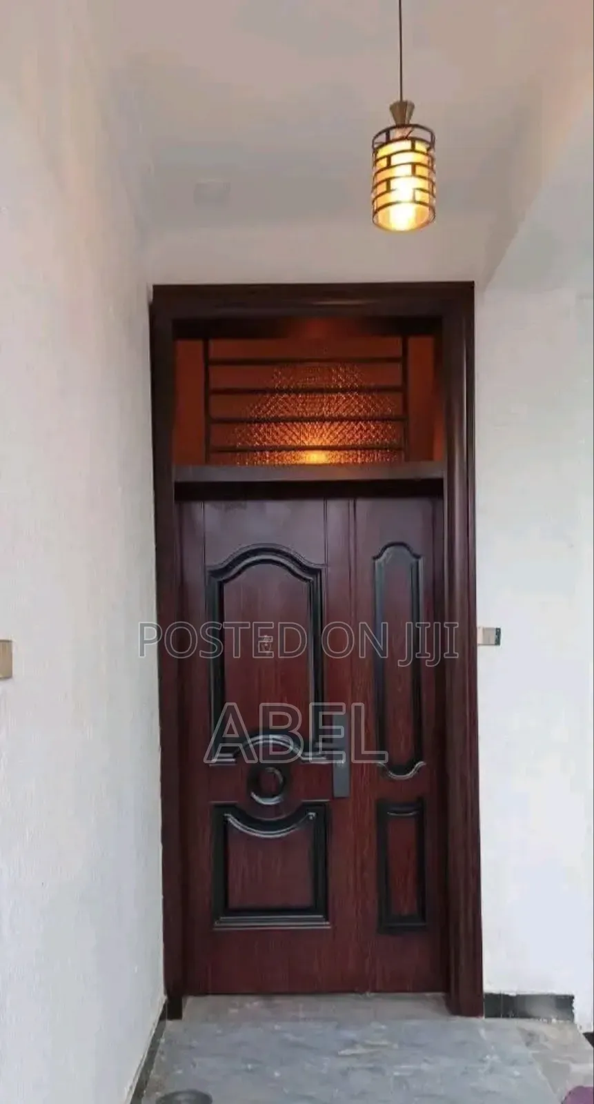 Victor-D-O-O-R-S በር