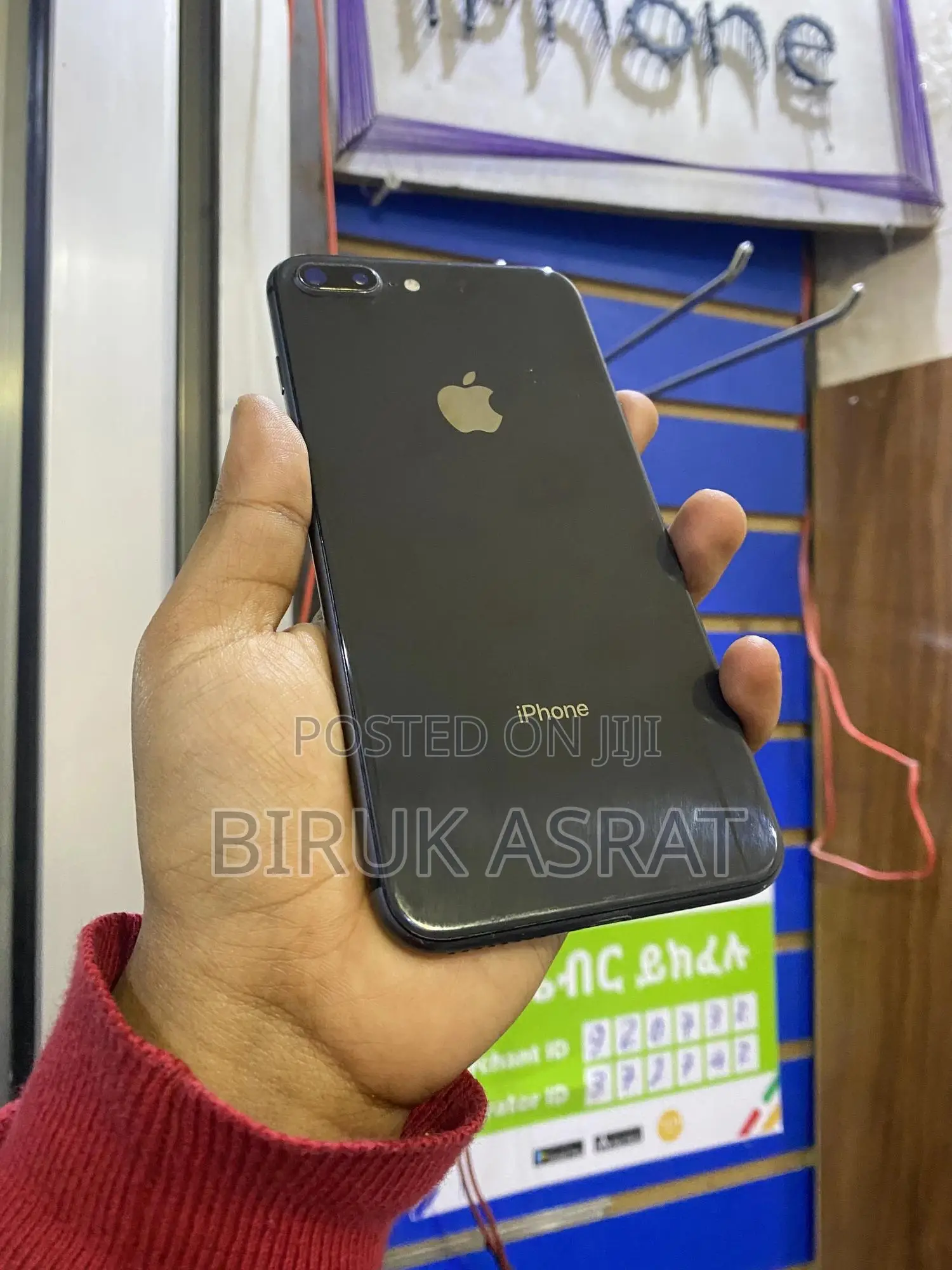 Apple iPhone 8 Plus 64 GB Black