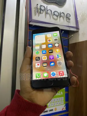 Apple iPhone 8 Plus 64 GB Black