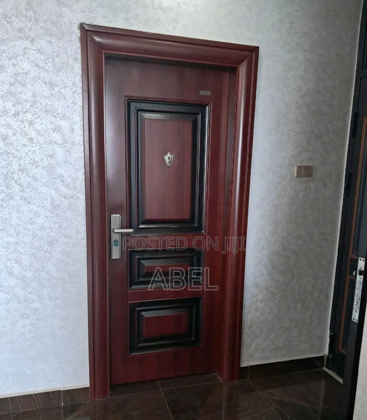 የቪክተር በር አምራይ Victor Doors