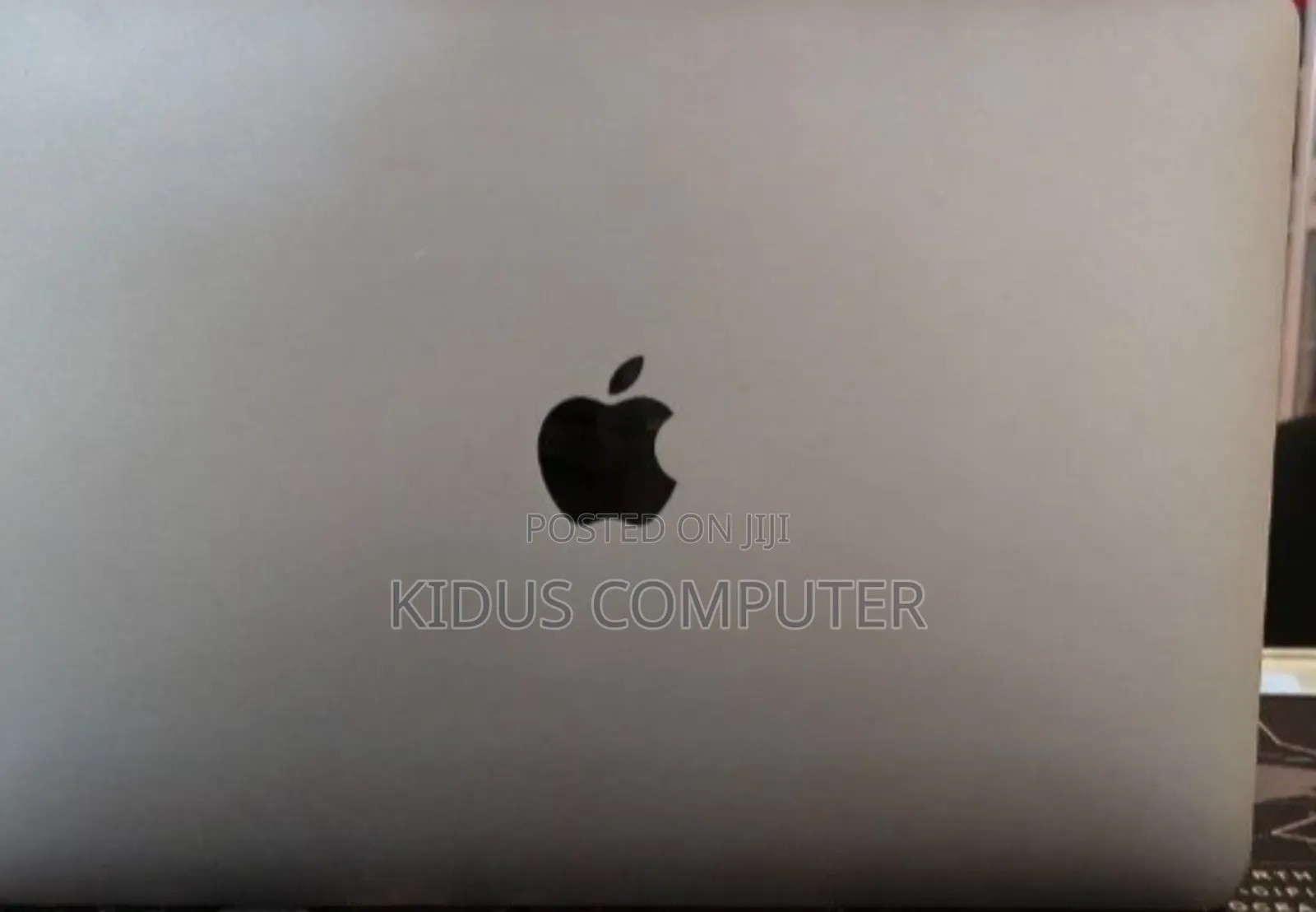 New Laptop Apple MacBook Pro 2017 8GB Intel Core I5 SSD 128GB