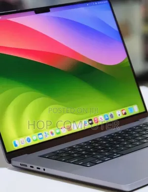 New Laptop Apple MacBook Pro M1 32GB Apple M1 Max SSD 512GB