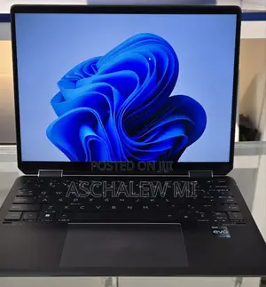 New Laptop HP Spectra 13 16GB Intel Core I7 SSD 1T