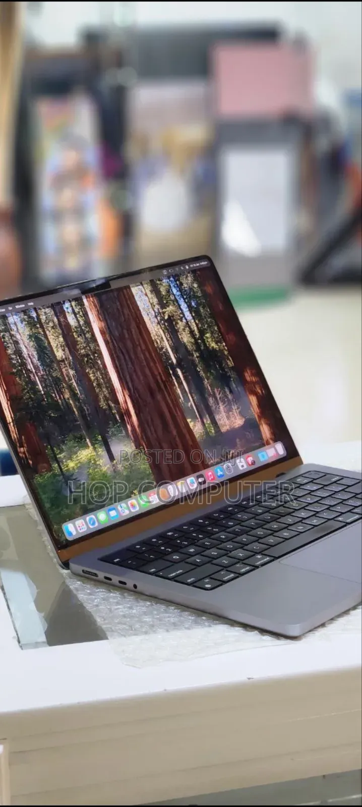 New Laptop Apple MacBook Pro M1 16GB Apple M1 Pro SSD 512GB