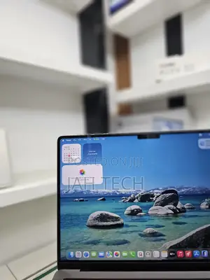 New Laptop Apple MacBook Pro M1 32GB Apple M1 Pro SSD 1T