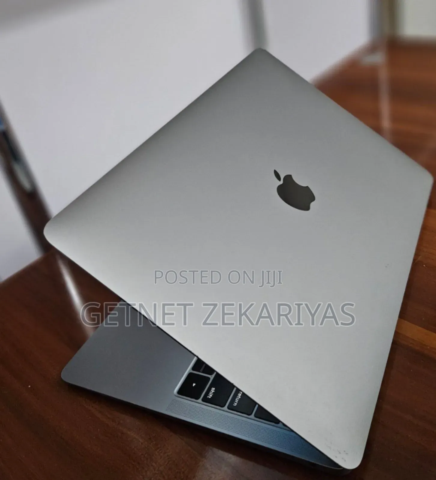 New Laptop Apple MacBook Air 2019 8GB Intel Core I5 SSD 128GB