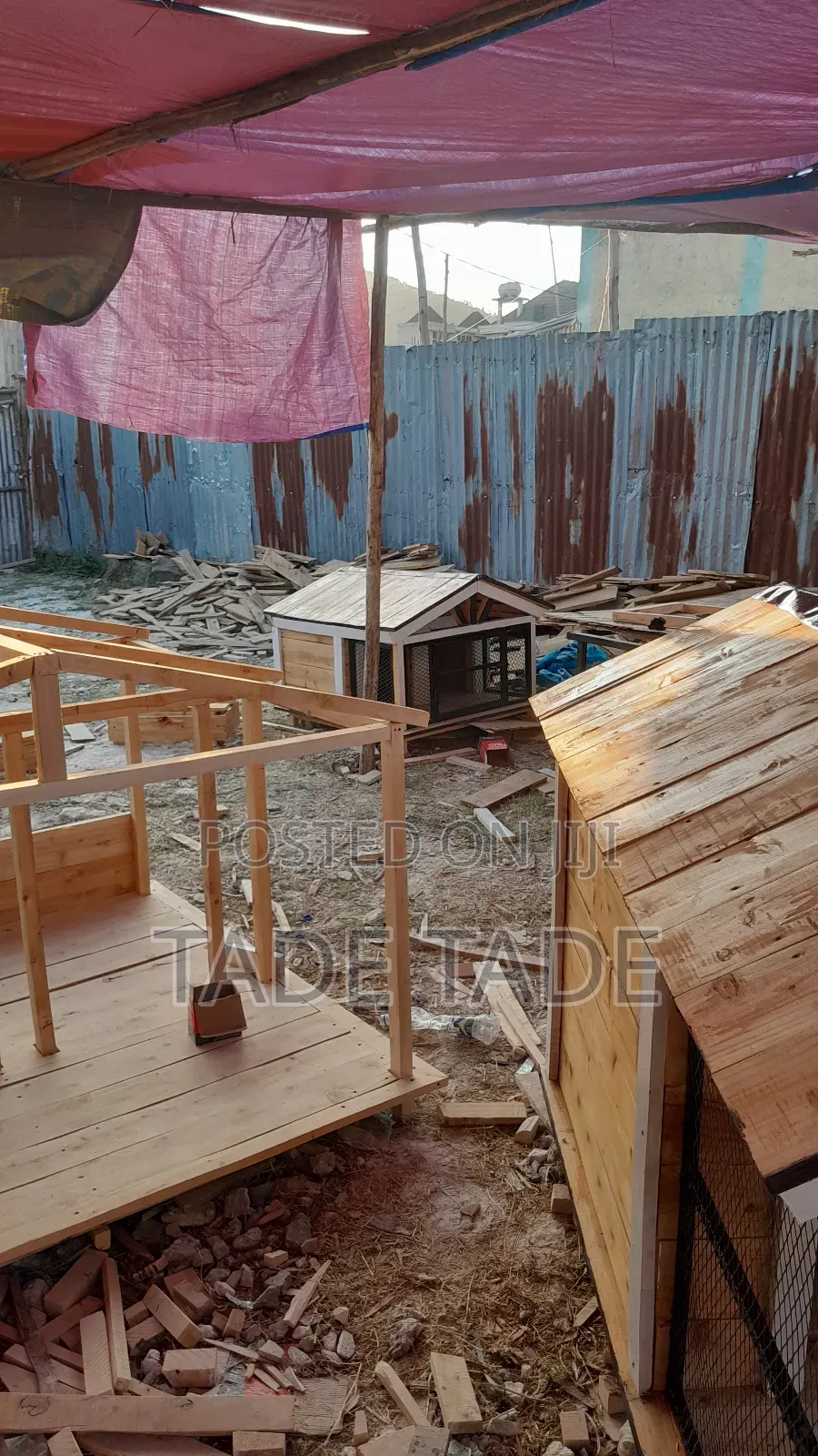 Quality Wood Dog House Work