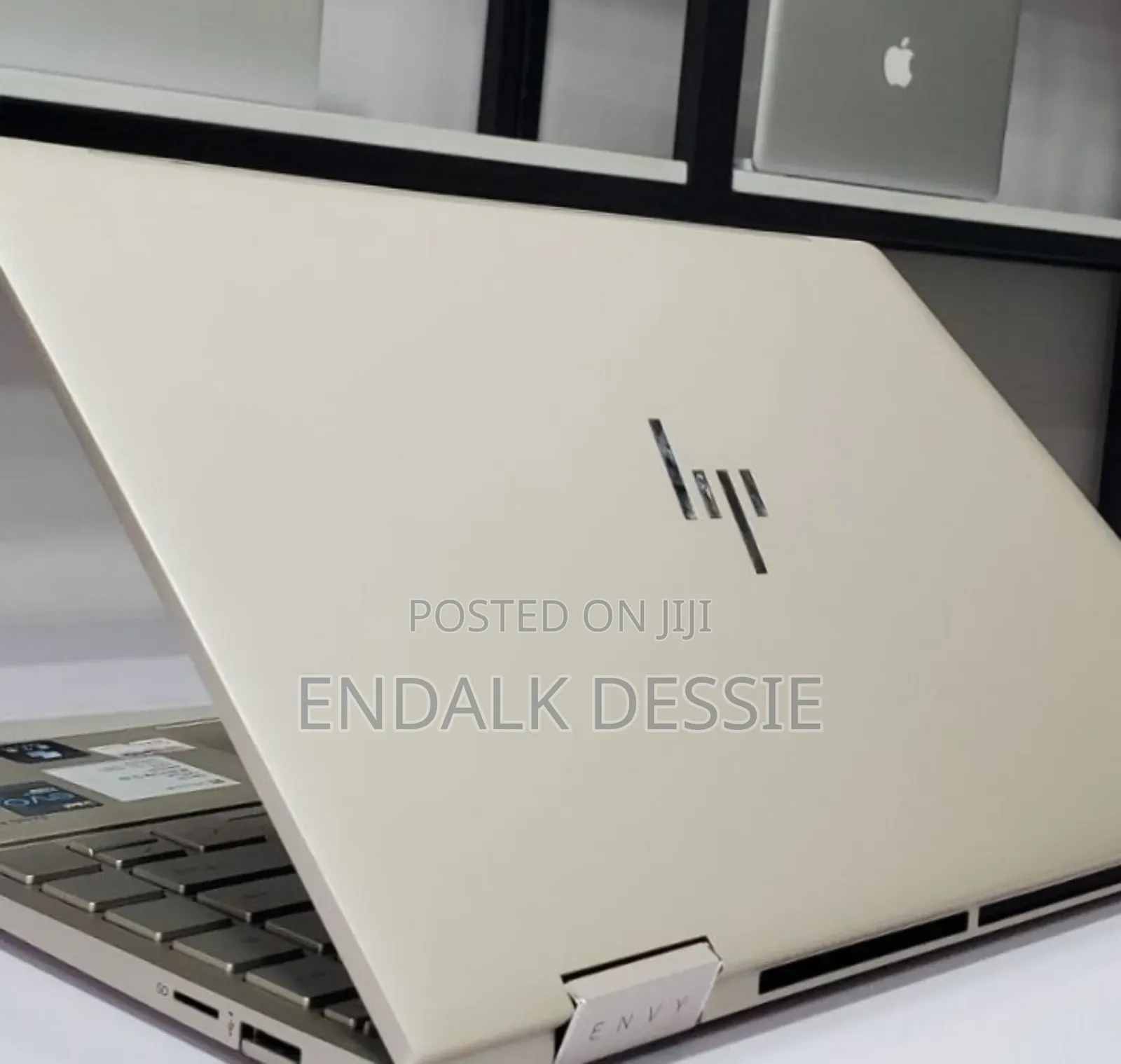 New Laptop HP Envy X360 8GB Intel Core I5 SSD 512GB