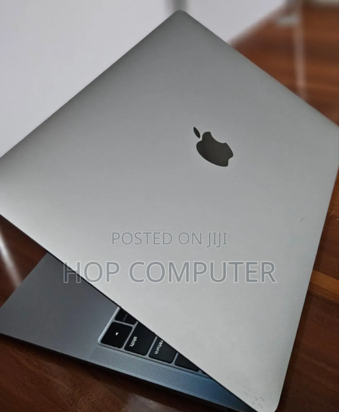 New Laptop Apple MacBook Air 2019 8GB Intel Core I9 SSD 128GB