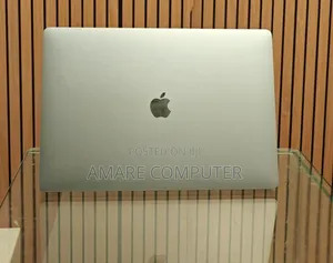 New Laptop Apple MacBook Pro 2019 16GB Intel Core I7 SSD 512GB