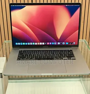 New Laptop Apple MacBook Pro 2019 16GB Intel Core I7 SSD 512GB