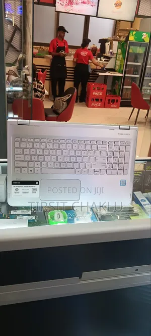 New Laptop HP Envy X360 8GB Intel Core I5 HDD 1T
