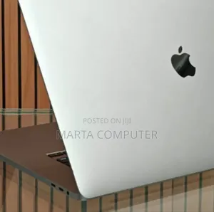 Photo - New Laptop Apple MacBook Pro 2019 16GB Intel Core I7 SSD 512GB