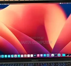 New Laptop Apple MacBook Pro 2019 16GB Intel Core I7 SSD 512GB