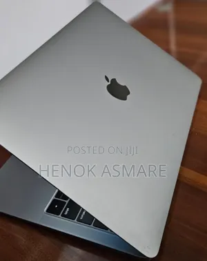 New Laptop Apple MacBook Air 2019 8GB Intel Core I5 SSD 128GB