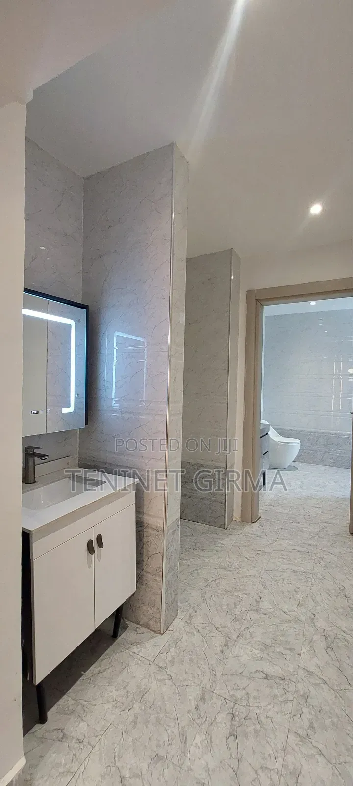 2bdrm Apartment in Yeka for sale