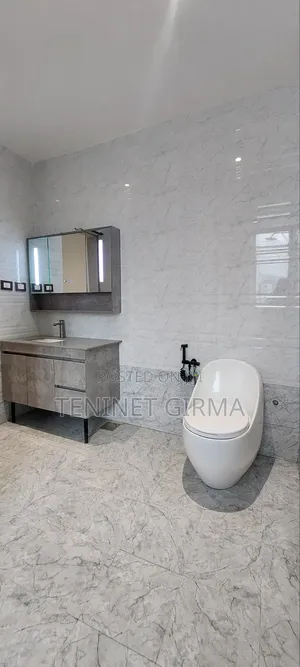 2bdrm Apartment in Yeka for sale