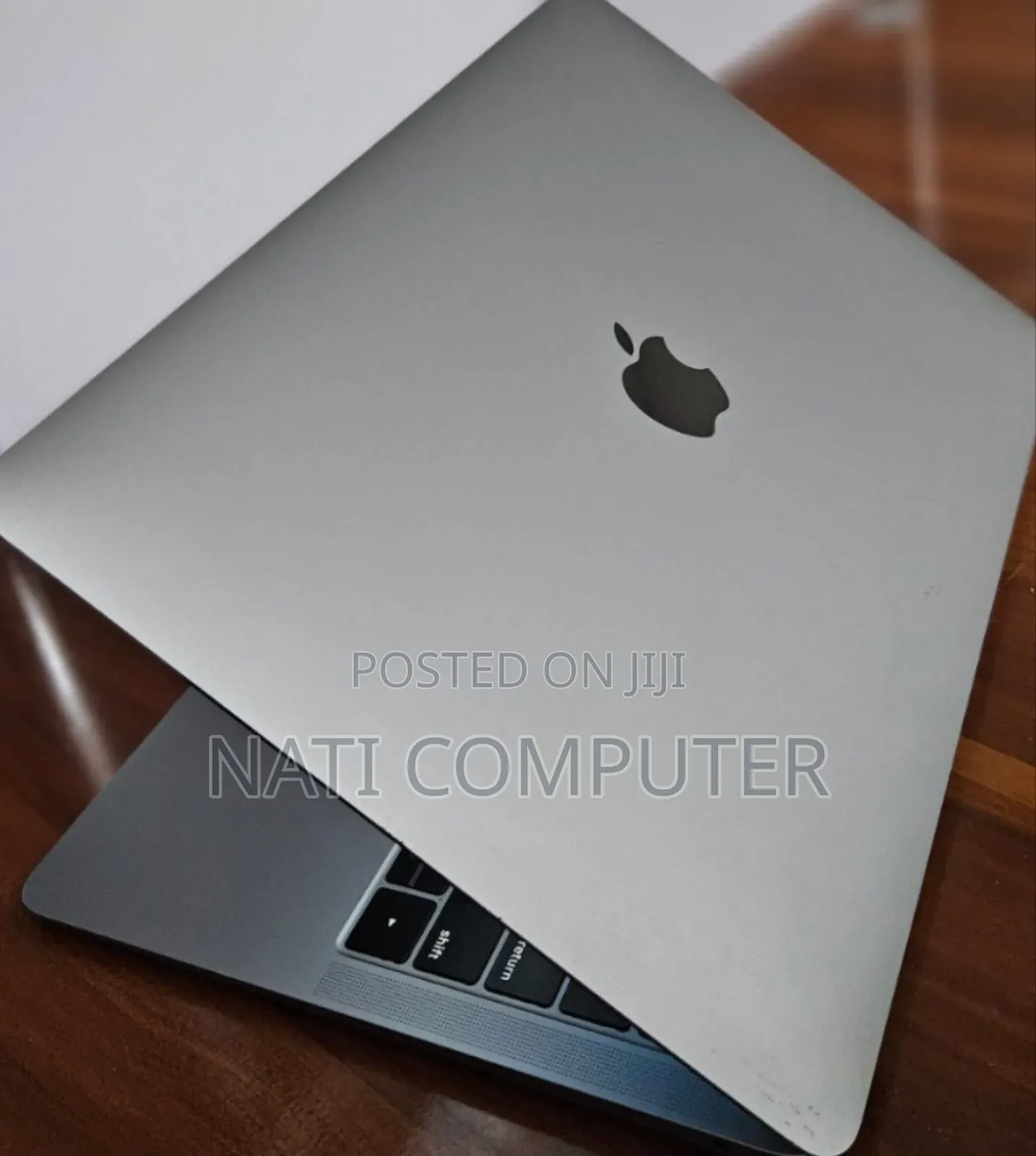 New Laptop Apple MacBook Pro 2019 8GB Intel Core I5 SSD 128GB