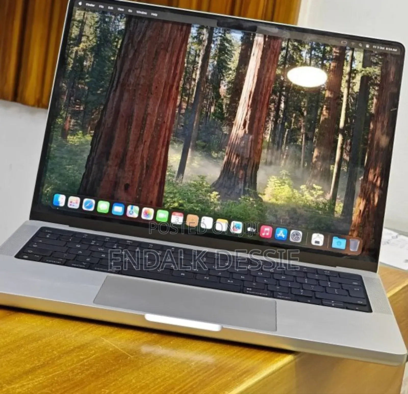 New Laptop Apple MacBook Pro M1 16GB Apple M1 Pro SSD 512GB
