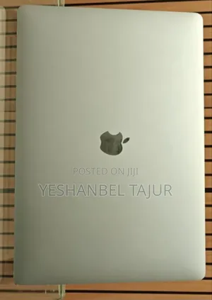 New Laptop Apple MacBook Pro 2019 16GB Intel Core I7 SSD 512GB