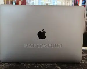 New Laptop Apple MacBook Pro 2017 8GB Intel Core I5 SSD 128GB