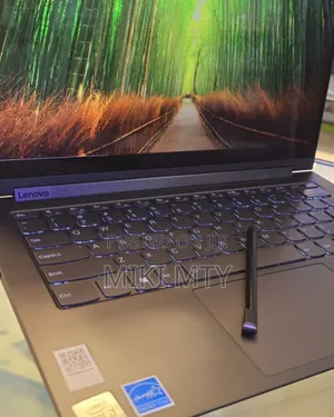 Photo - New Laptop Lenovo Yoga 7i 16GB Intel Core I7 SSD 512GB
