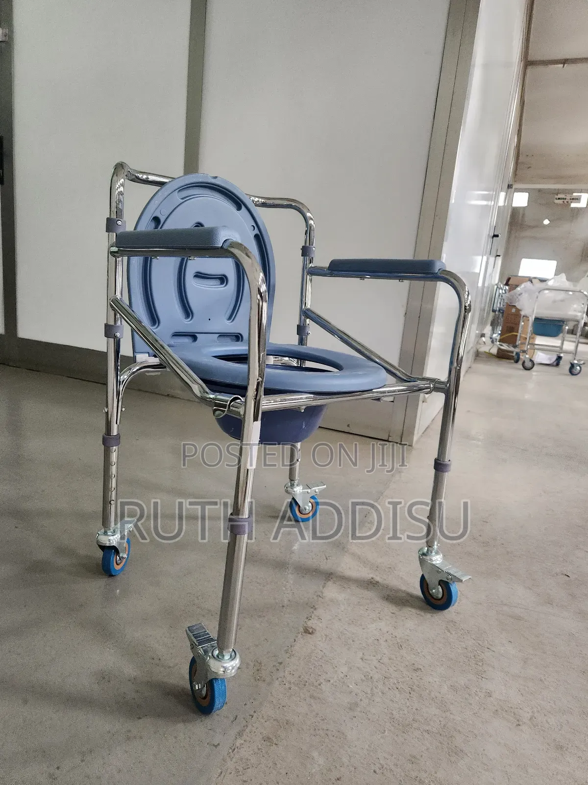 Commode Wheelchair孓你mini Wheels Commode管道toilet Seat Commode腕帶chair