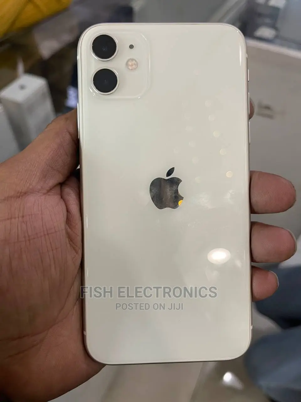 New Apple iPhone 11 128 GB White
