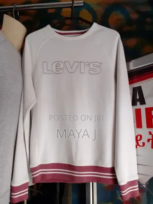 Photo - Levi's Sweater ሹራብ