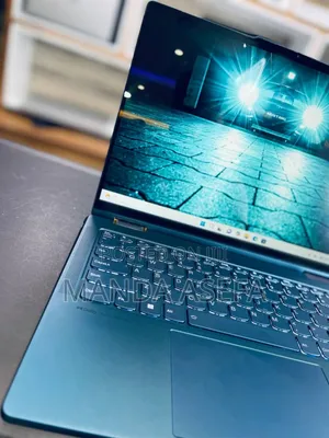 New Laptop Lenovo Yoga 7 15ITL5 16GB Intel Core Ultra 7 SSD 512GB