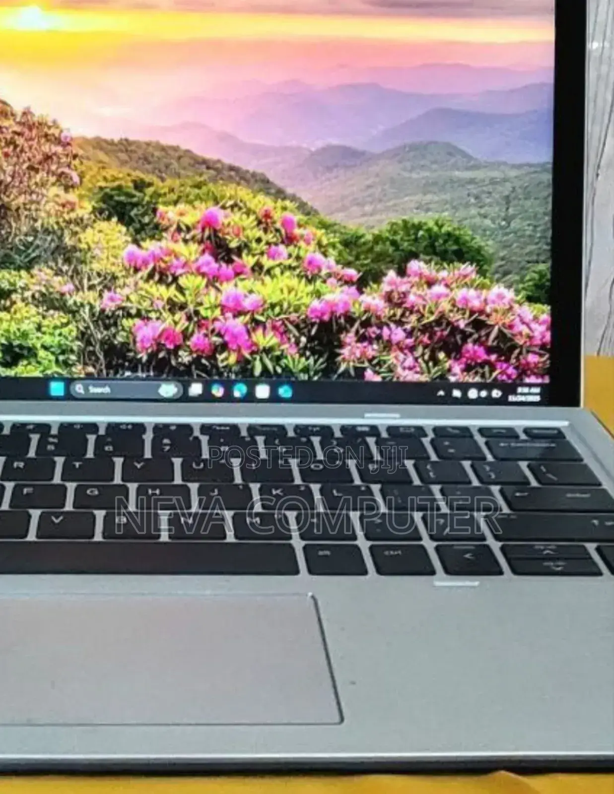 New Laptop HP Elite X2 1012 16GB Intel Core i5 SSD 1T