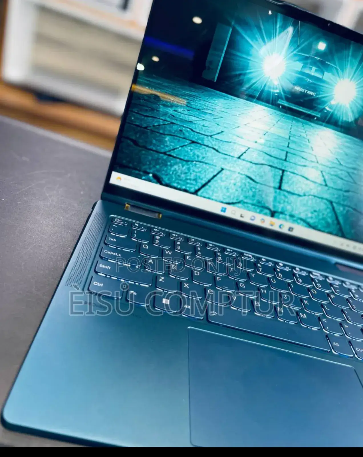 New Laptop Lenovo ThinkPad Yoga 16GB Intel Core Ultra 7 SSD 512GB