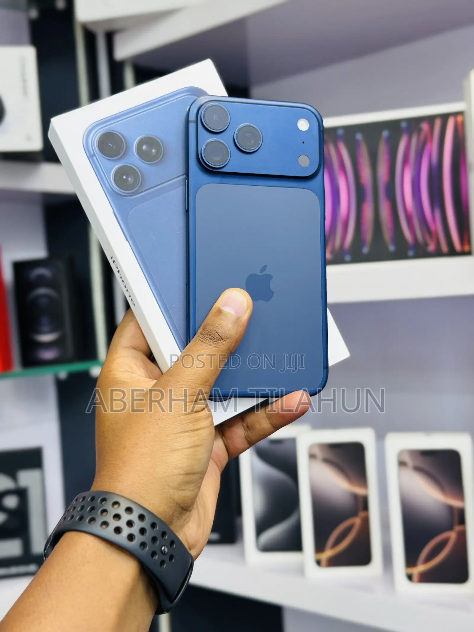 New Apple iPhone 17 Pro Max 256 GB Blue