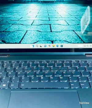 New Laptop Lenovo Yoga 11e 16GB Intel Core Ultra 7 SSD 512GB