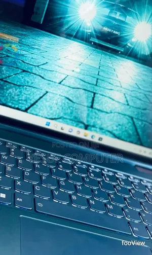 New Laptop Lenovo Yoga 11e 16GB Intel Core Ultra 7 SSD 512GB