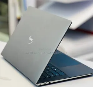 New Laptop Dell Precision 7520 16GB Intel Core I9 SSD 512GB