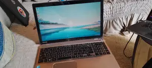 Laptop Toshiba Satellite P500 8GB Intel Core I5 HDD 750GB