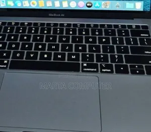 New Laptop Apple MacBook Air 2019 8GB Intel Core I5 SSD 128GB