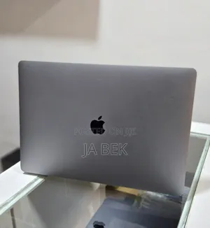 New Laptop Apple MacBook Pro 2019 16GB Intel Core I9 SSD 1T