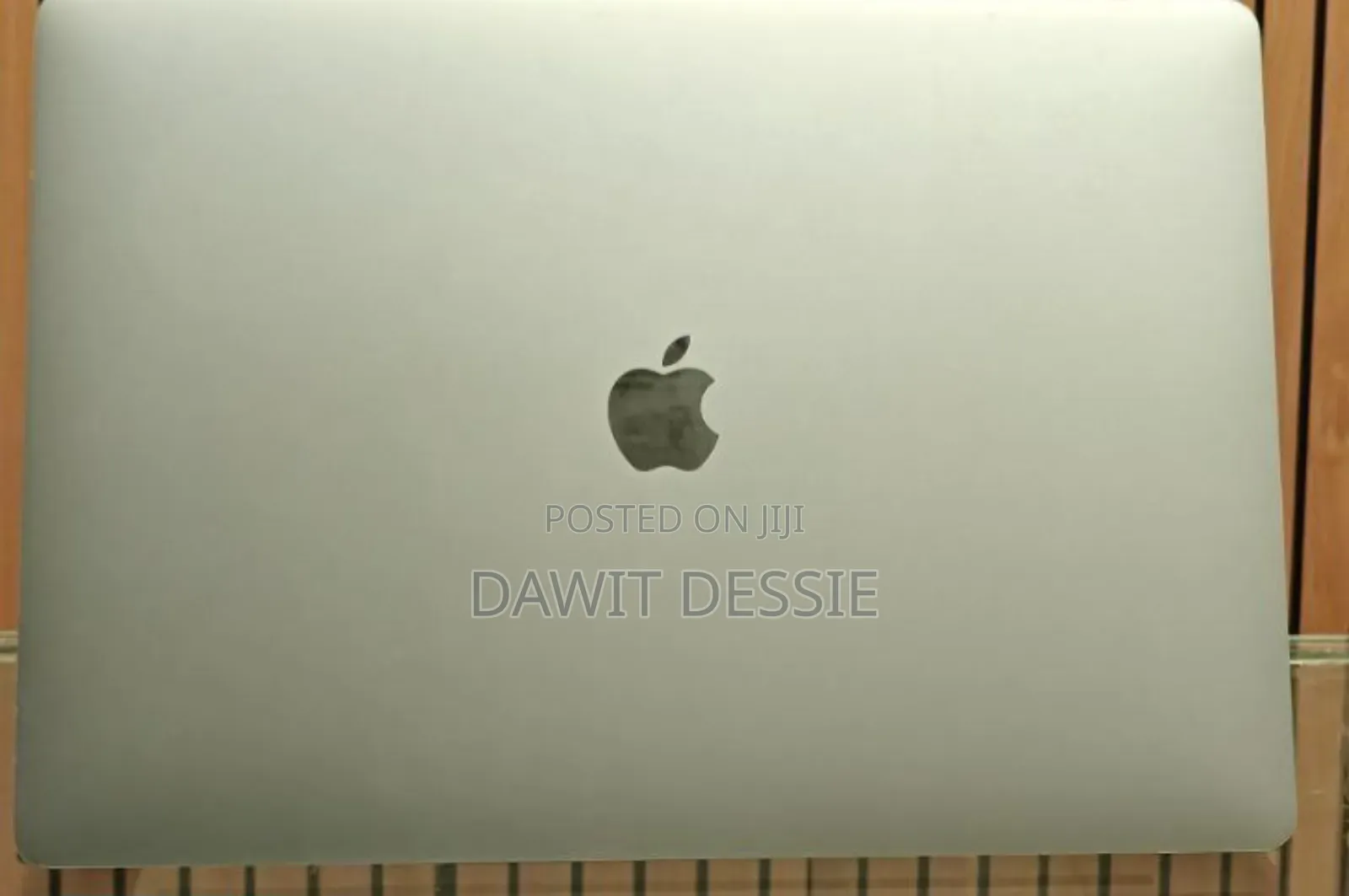 New Laptop Apple MacBook Pro 2019 16GB Intel Core I7 SSD 512GB