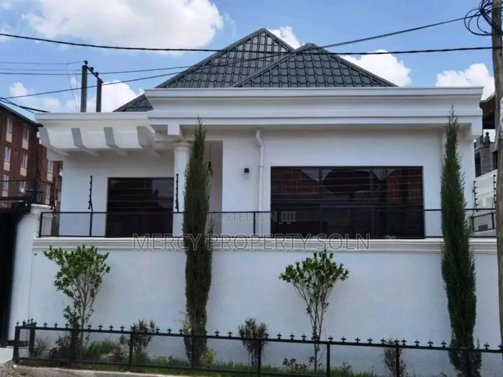 5bdrm House in Bole for sale