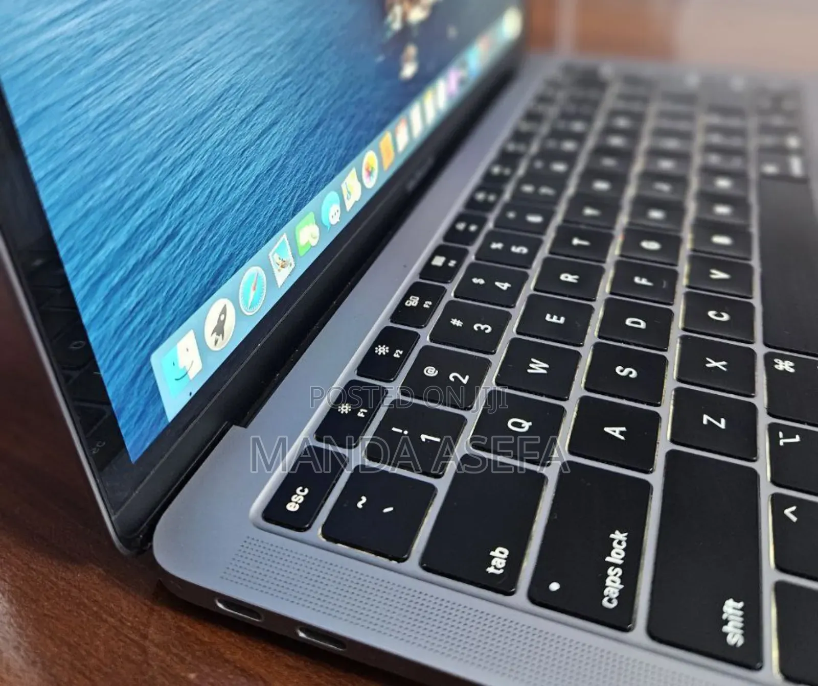 New Laptop Apple MacBook Air 2019 8GB Intel Core I5 SSD 128GB